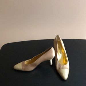 Beige dressy pumps